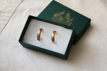 Load image into Gallery viewer, Floral Hoops