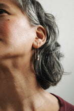 Load image into Gallery viewer, Lumen Drop Threaders