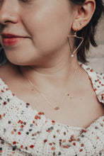 Load image into Gallery viewer, 3 Disc Fidget Necklace