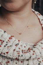 Load image into Gallery viewer, 3 Disc Fidget Necklace