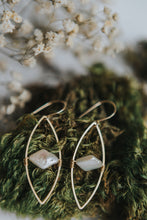 Load image into Gallery viewer, Freshwater Pearl Marquise Earrings