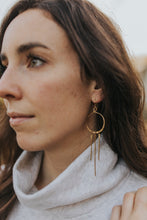 Load image into Gallery viewer, Gold Sunlight Earrings