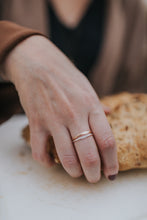 Load image into Gallery viewer, Hammered Bar Ring