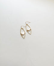 Load image into Gallery viewer, Freshwater Pearl Marquise Earrings