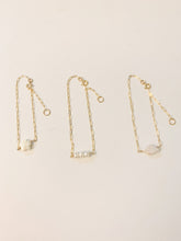 Load image into Gallery viewer, Pearl Bracelet