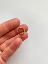 Load image into Gallery viewer, Twisted Ear Cuff