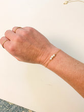Load image into Gallery viewer, Pearl Bracelet