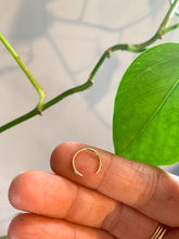 Load image into Gallery viewer, Plain Ear Cuff