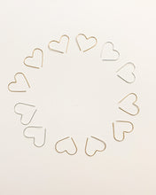 Load image into Gallery viewer, Heart Threaders