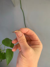 Load image into Gallery viewer, Hammered Bar Ring