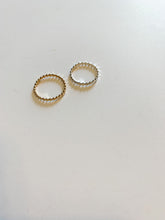 Load image into Gallery viewer, Hammered Dot Ring
