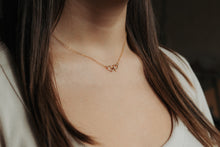 Load image into Gallery viewer, Bow Necklace
