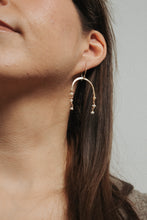 Load image into Gallery viewer, Oceanside Pearl Arch Earrings
