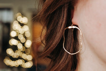 Load image into Gallery viewer, Soft Tide Wavy Hoops
